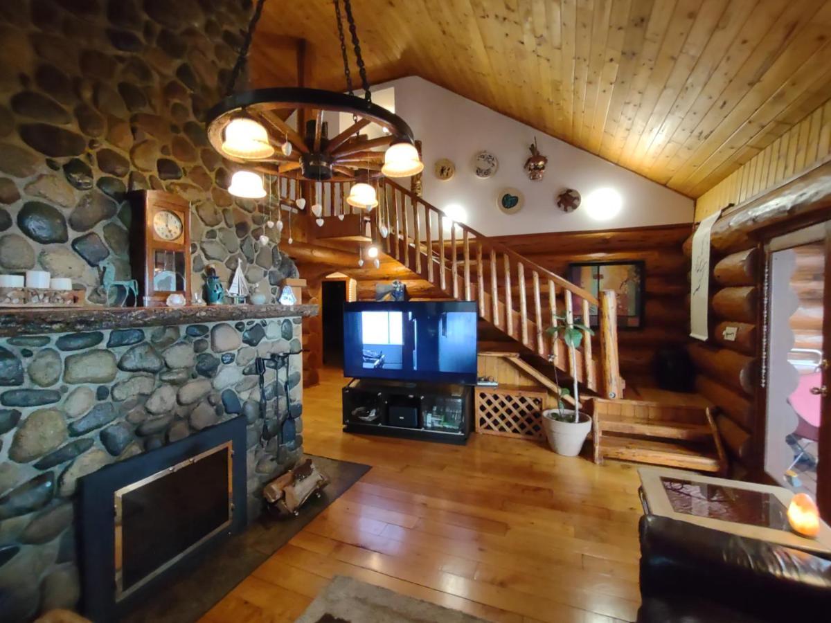 Union Bay Log Home 외부 사진