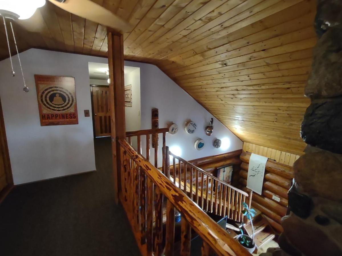 Union Bay Log Home 외부 사진